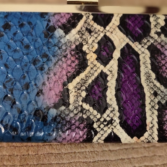 Betsey Johnson betsyville clutch - Picture 8 of 8